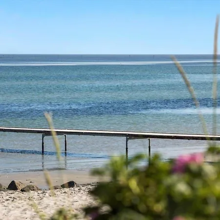 8873-glesborg-agervej-2 * Fjellerup Strand